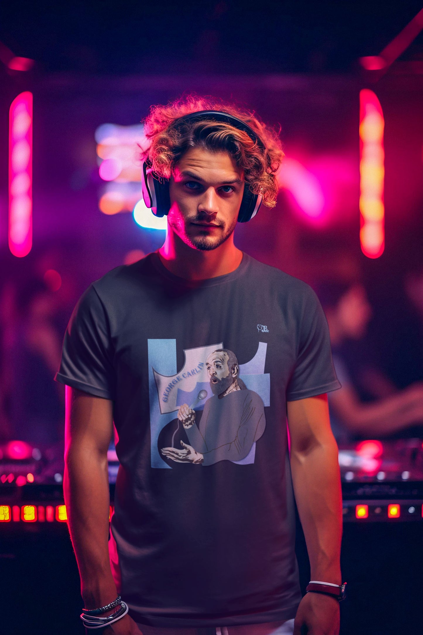 George Carlin - JB Rae Designs T-Shirt Showfor Inc.